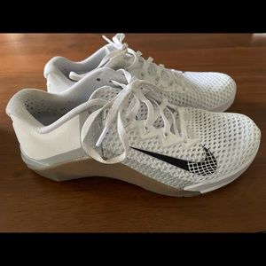 Nike Metcons women’s 8.5